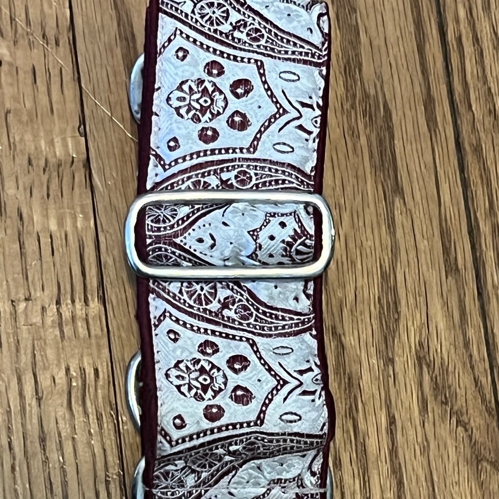 Greyhound / Sighthound Martingale Collar – Burgundy & Gray Patterned Fabric